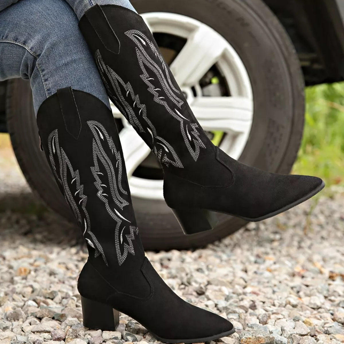 Point Toe Block Heels Boots – NAKED CAKE